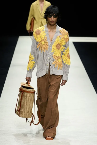 Look 68